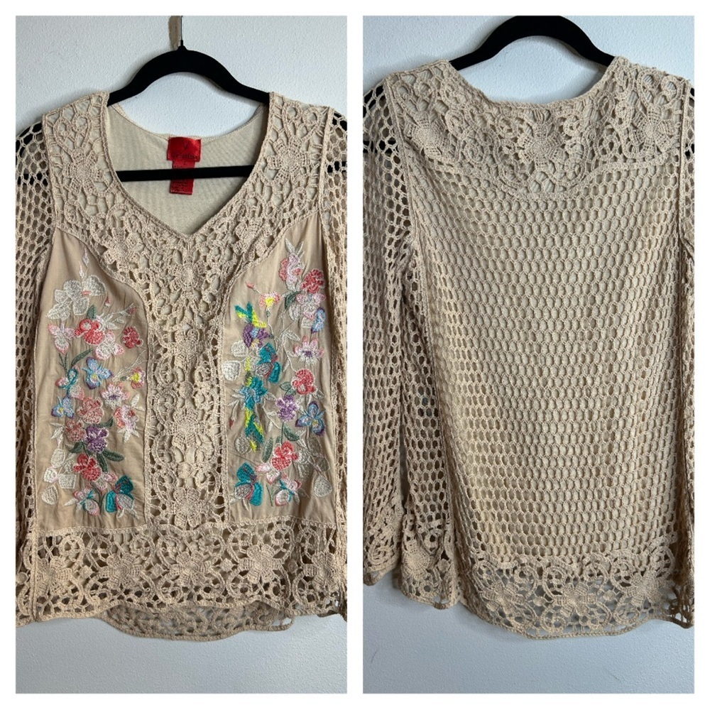 V Christina S Beige Crochet Blouse Floral Embroidery Boho Hippie Whimsical